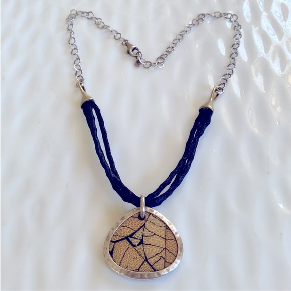 Silpada Bamboo Pendant Necklace N1893
17” long 2”extender - Picture 3 of 9